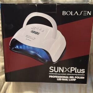 Bolasen SUNX Plus UV LED nail lamp, for curing gel nail polish.